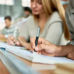 Co to zajęcia z samorozwoju? Pełny przewodnik i korzyści