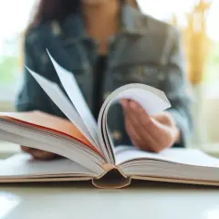 Patriotyzm w literaturze polskiej: co musisz wiedzieć przed maturą?